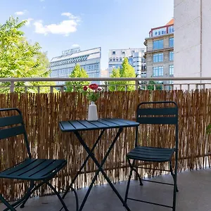 https://apartment-direkt-im-zentrum-fur-bis-zu-6-personen-bahnhofsnah.bestleipzighotels.com