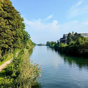 Apartment Mit Balkon In Hannover-ahlem, Hannover